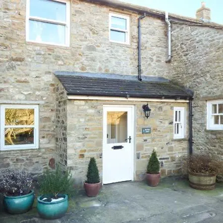 1 Manor Barn